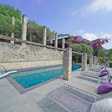 Rachele: Stunning Luxury In Centre With Private Pool And Breathtaking Views וילה *