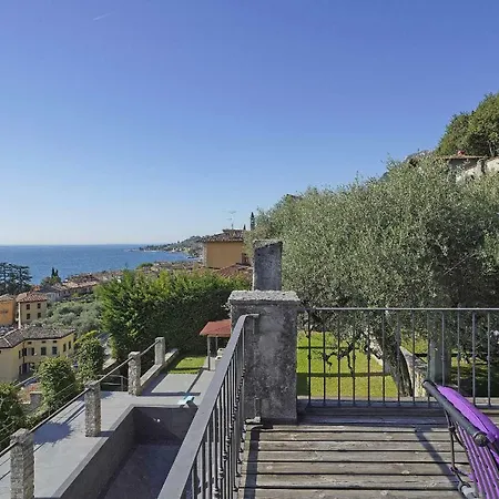Rachele: Stunning Luxury In Centre With Private Pool And Breathtaking Views Gargnano
