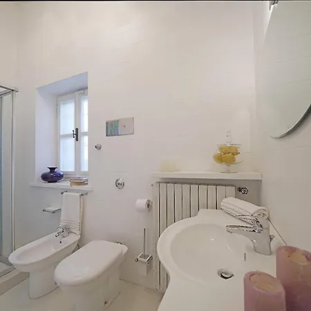 Rachele: Stunning Luxury In Centre With Private Pool And Breathtaking Views 加尔尼亚诺
